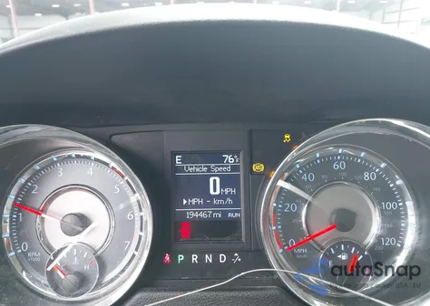 2012 Chrysler Town & Country Touring z USA, uszkodzony, nr VIN 2C4RC1BG4CR361675